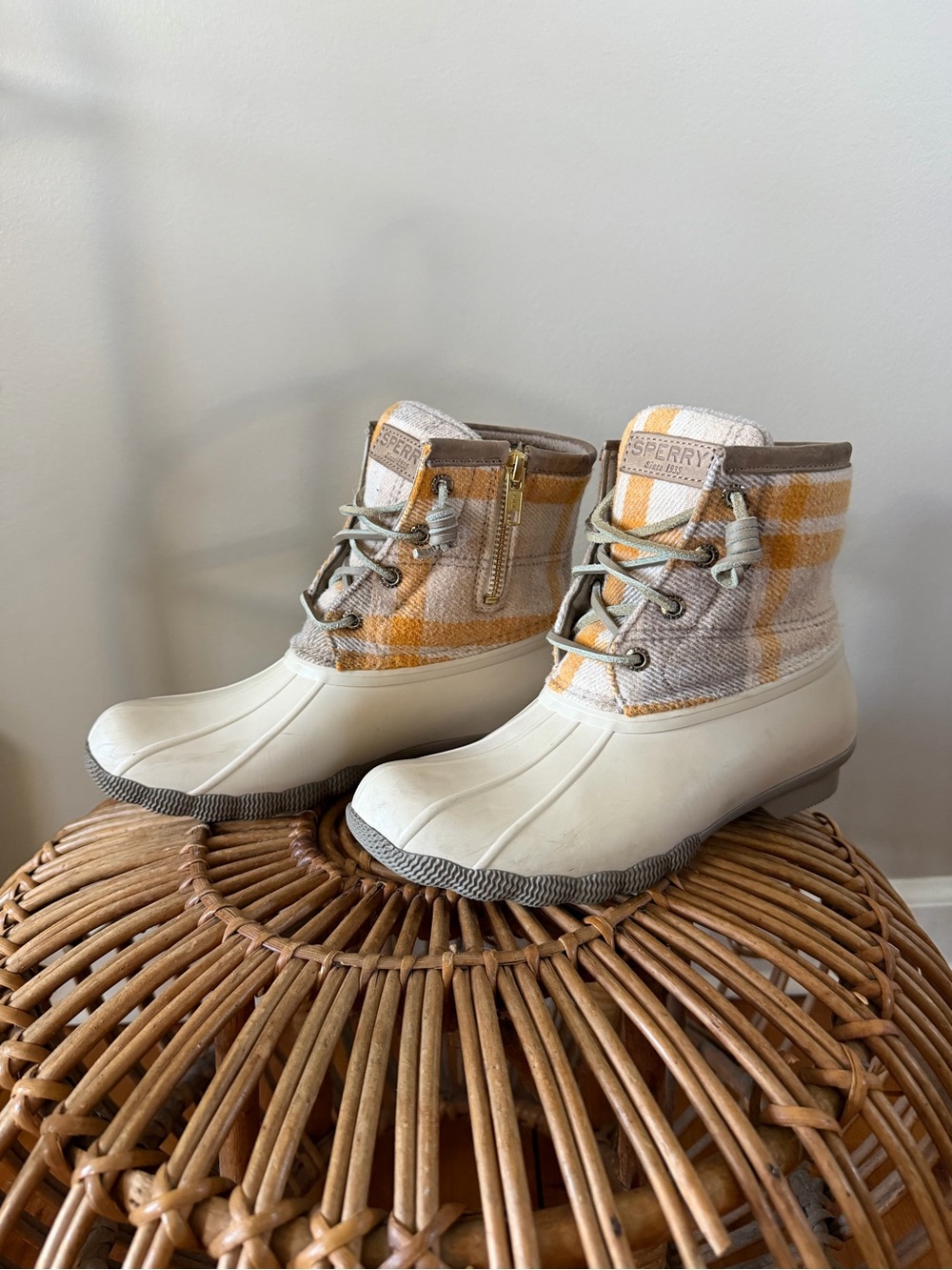 Sperry Duck Boot - Picture 2 of 8